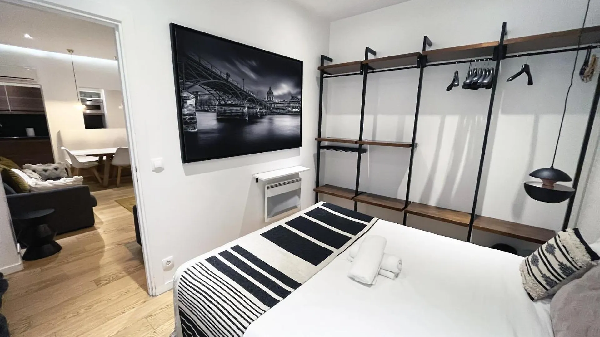 Urban Flat 69 - Beautiful Parisian Apartment In Center Of Paris